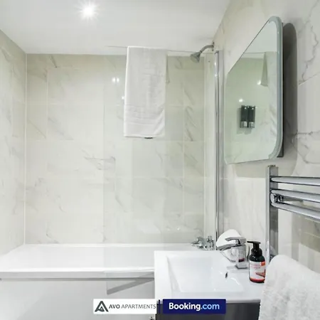 Alexander House Hotel 5*